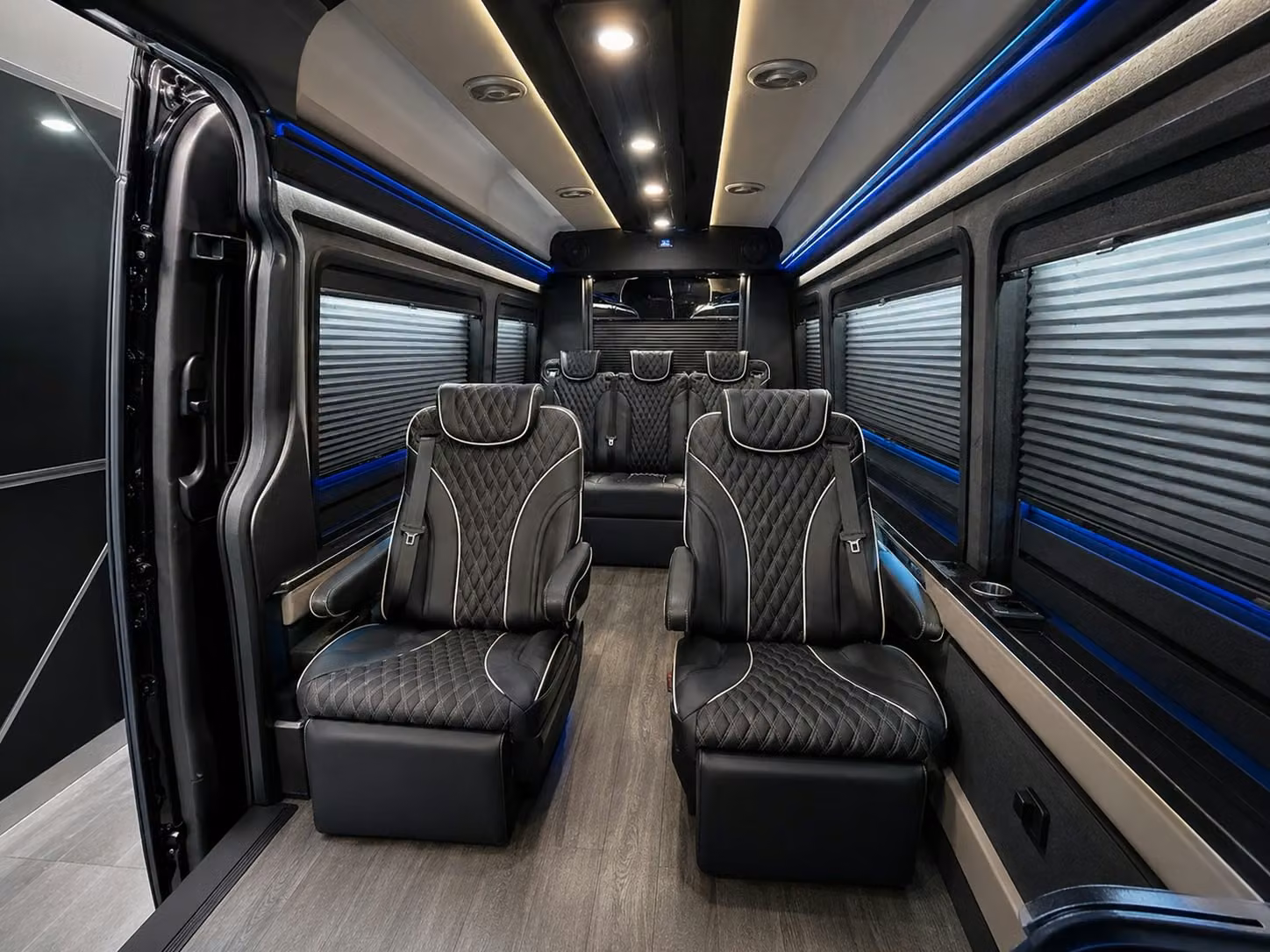 arriving in springdale book your group airport transfer in advance