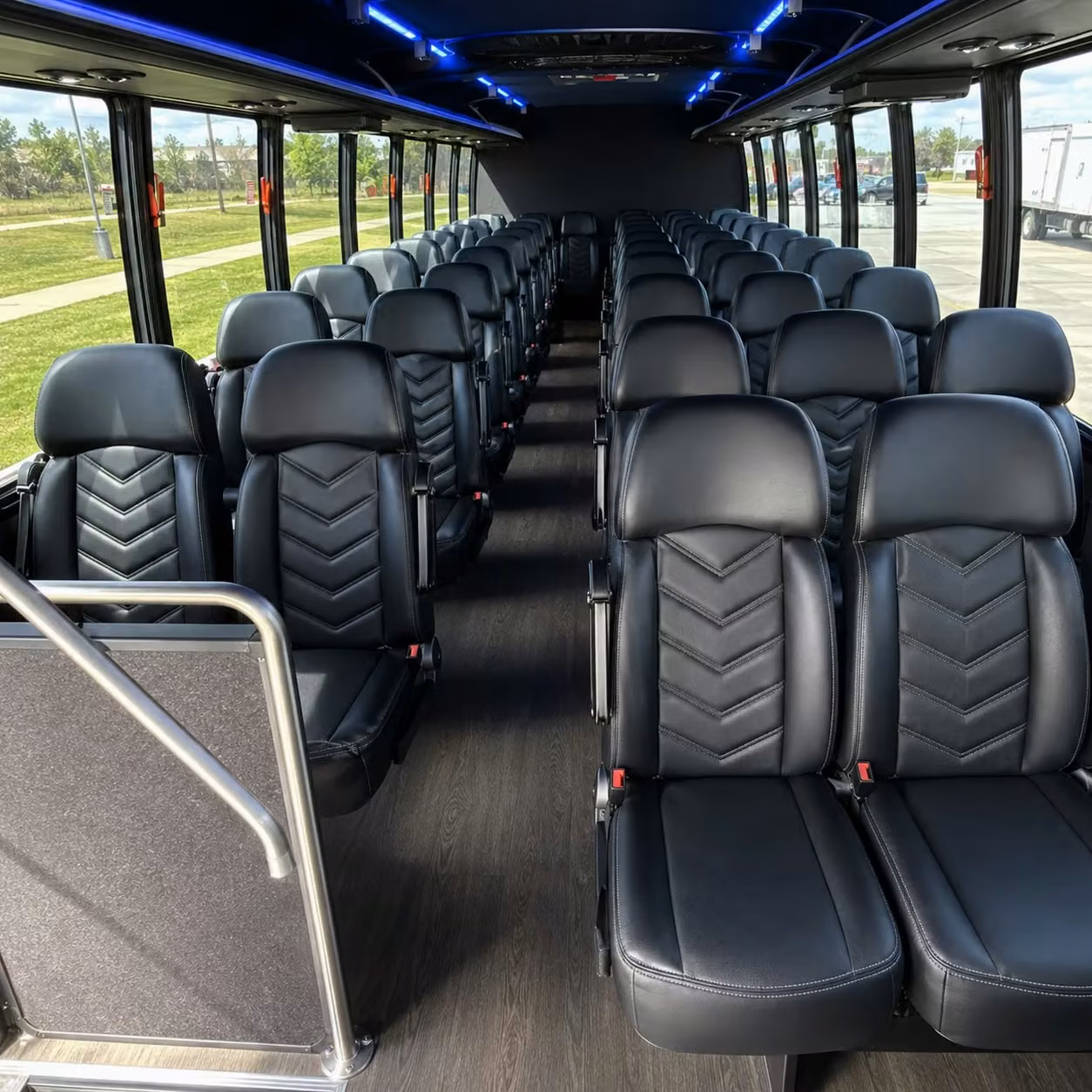 springdale 35 passenger minibus rental